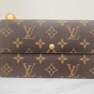 Louis Vuitton Sarah Monogram Bi-fold Long Wallet
